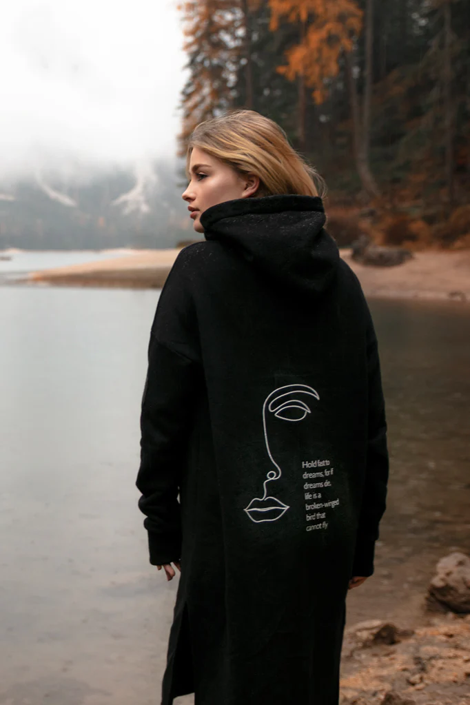 Longline Hoodie Hold Fast To Dreams - Image 2